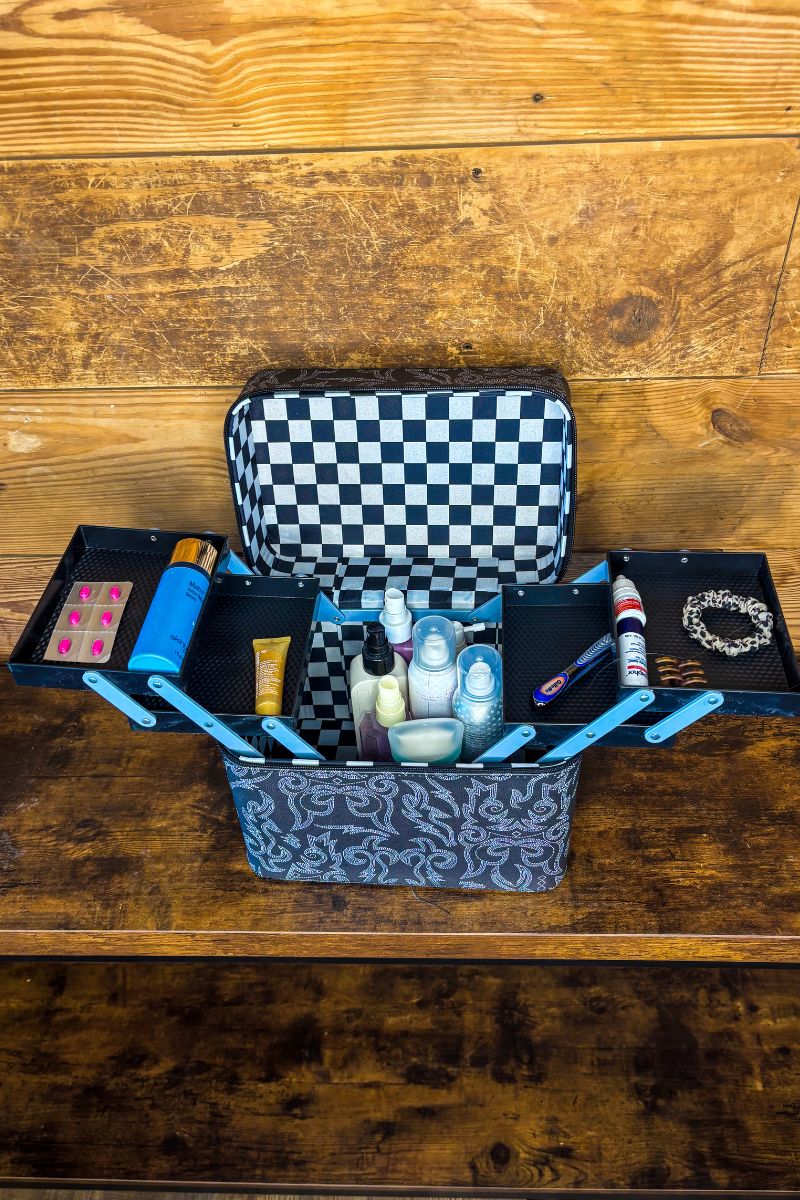 Good For The Soul Makeup Box By Sterling Kreek